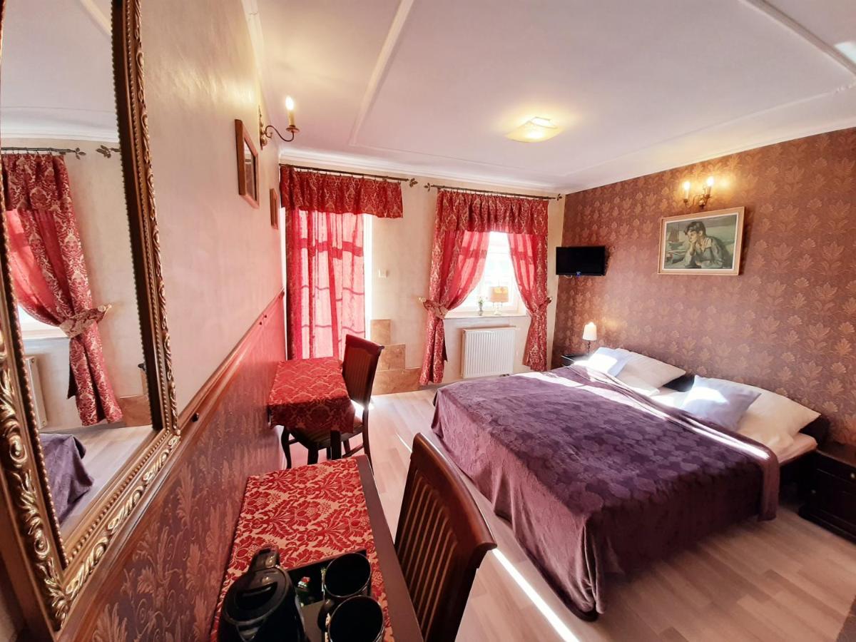 Dworek Bursztynowe Piaski Gdańsk Buitenkant foto
